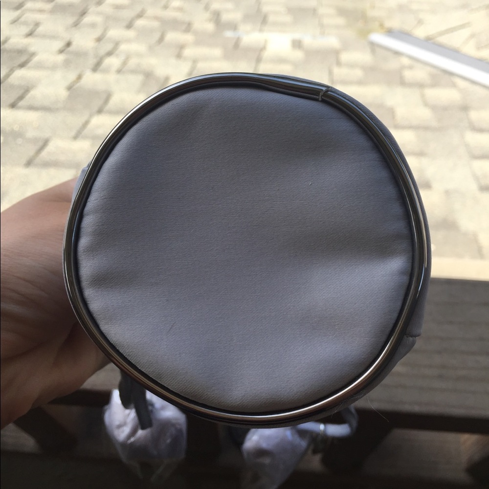 Mac Makeup Bundle - image 4